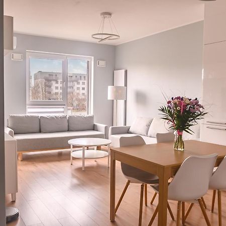 Marywilska Apartment وارسو المظهر الخارجي الصورة