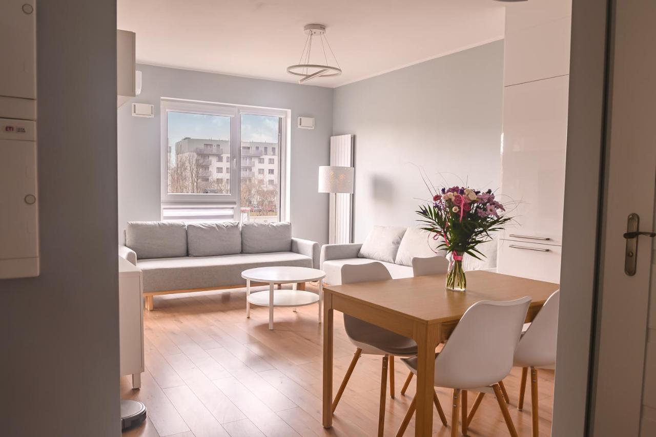 Marywilska Apartment وارسو المظهر الخارجي الصورة